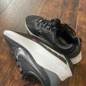 Nike Zoom Winflo 8 Shield Men's Running Shoes Black/Iron Grey NEW DC3727 001